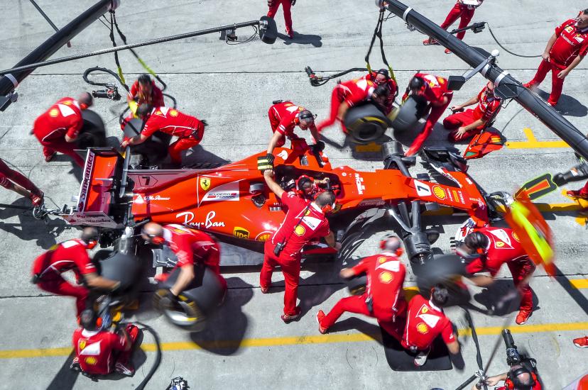 Formula 1 pit crew