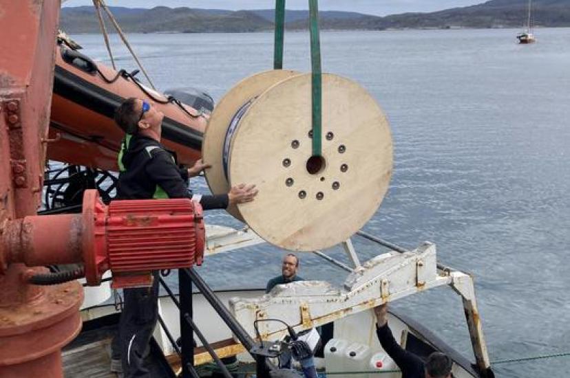 loading the fibre-optic cable