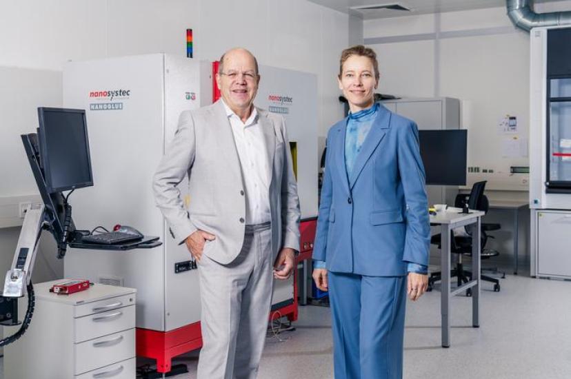 Christoph Harder, CEO of Swiss PIC and Kirsten Moselund, Head of the Laboratory for Nano and Quantum Technologies, PSI Center for Photon Science