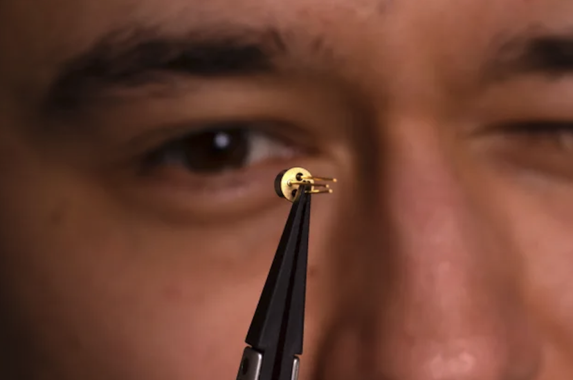 Phlux Technology eye-safe 1550nm APD