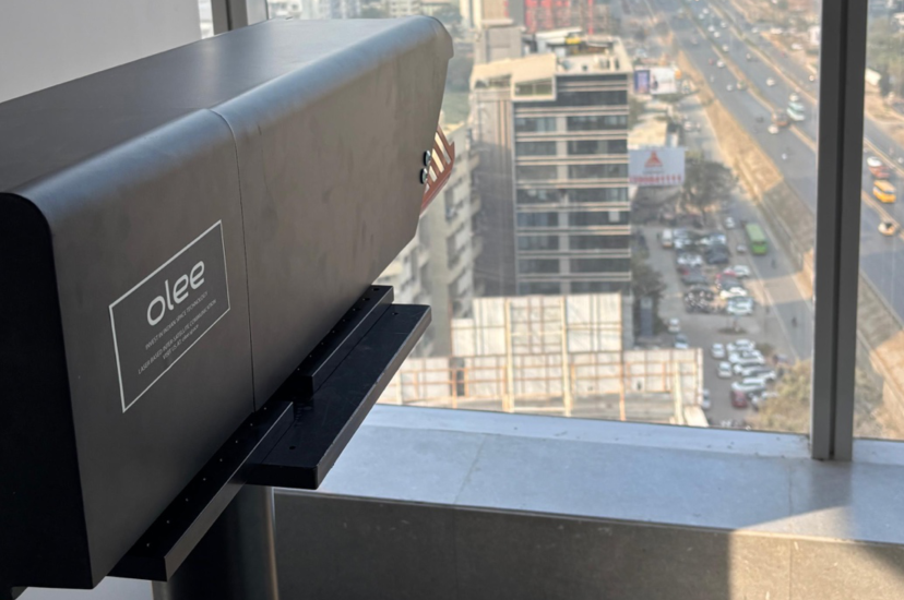 Wireless laser communication demonstration setup