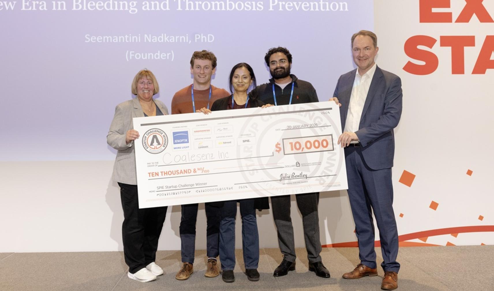 SPIE President Julie Bentley, the Coalesenz team and Ralf Kuschnereit at SPIE Startup Challenge 2026