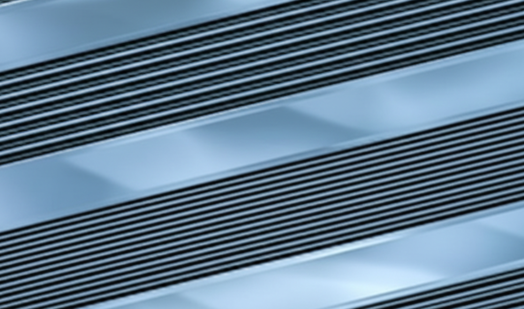 PowerPhotonic’s monolithic fast-axis collimator array