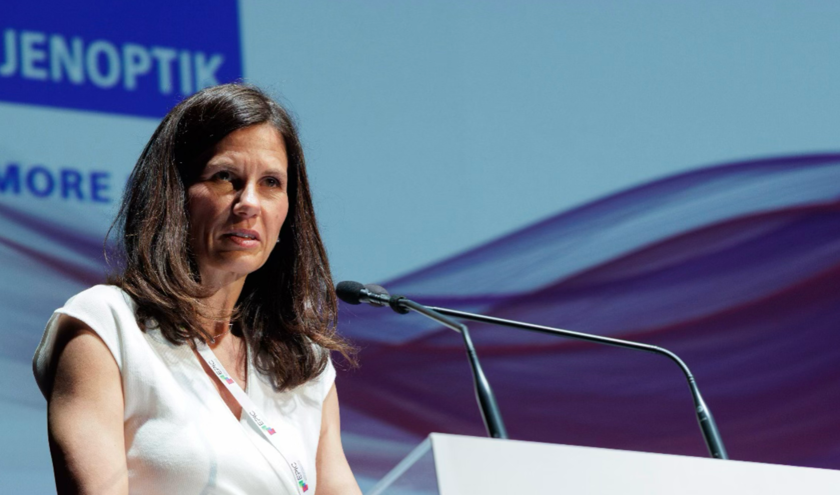 Katrin Fleischer talking at the EPIC podium