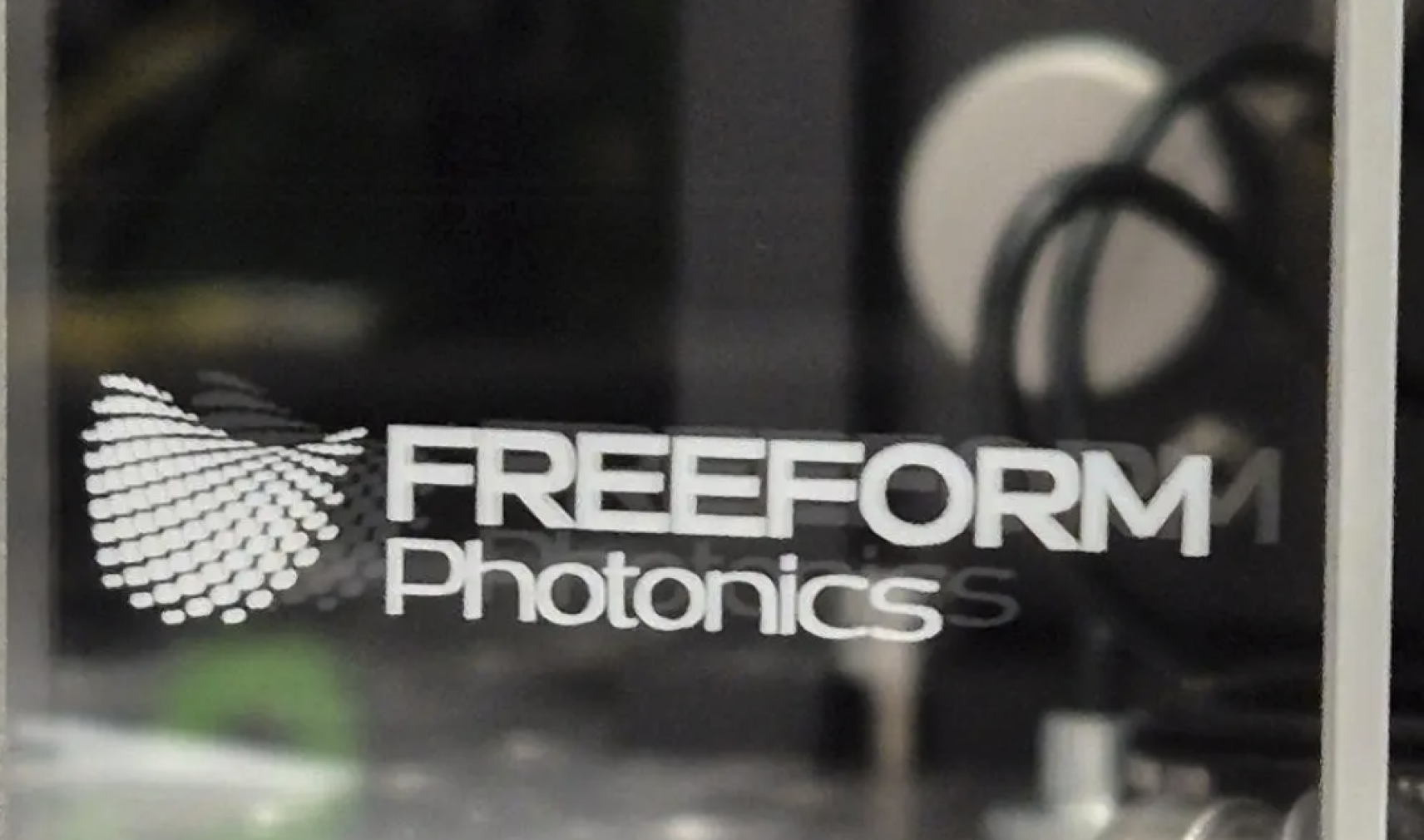 FreeForm Photonics