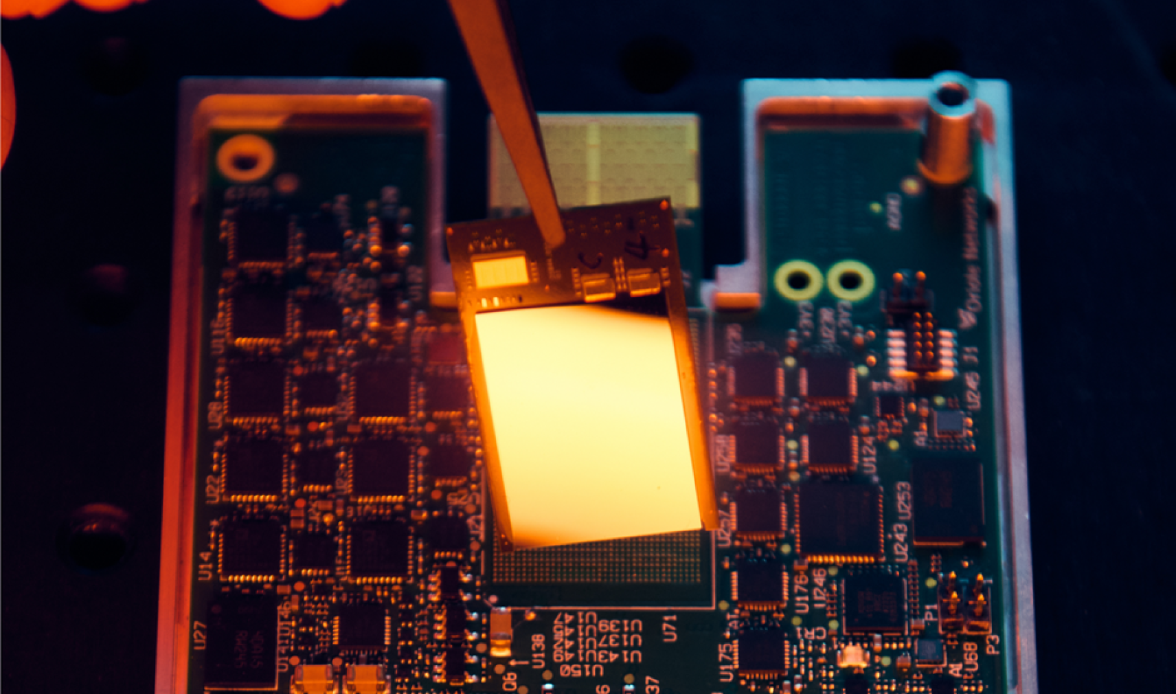 Photonics chip