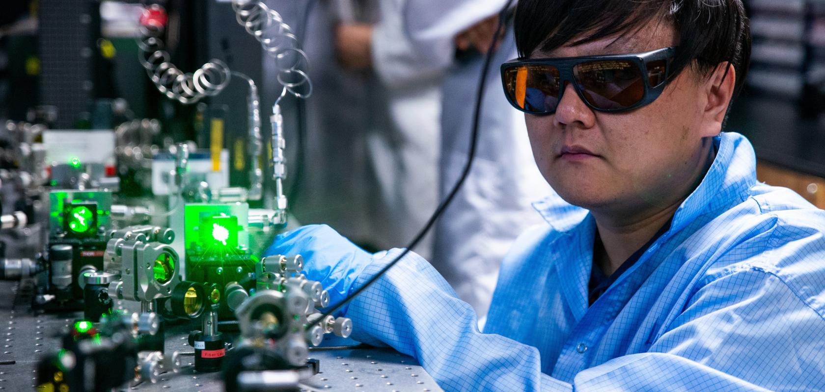 The powerful mid-infrared lasers developed by the NTU researchers can accurately identify trace amounts of pollutants and hazardous gases outdoors (Image: NTU University) The powerful mid-infrared lasers developed by the NTU researchers can accurately identify trace amounts of pollutants and hazardous gases outdoors (Image: NTU University)