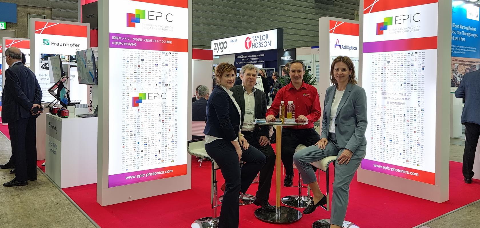 EPIC goes to the Japanese show EPIC team in Japan