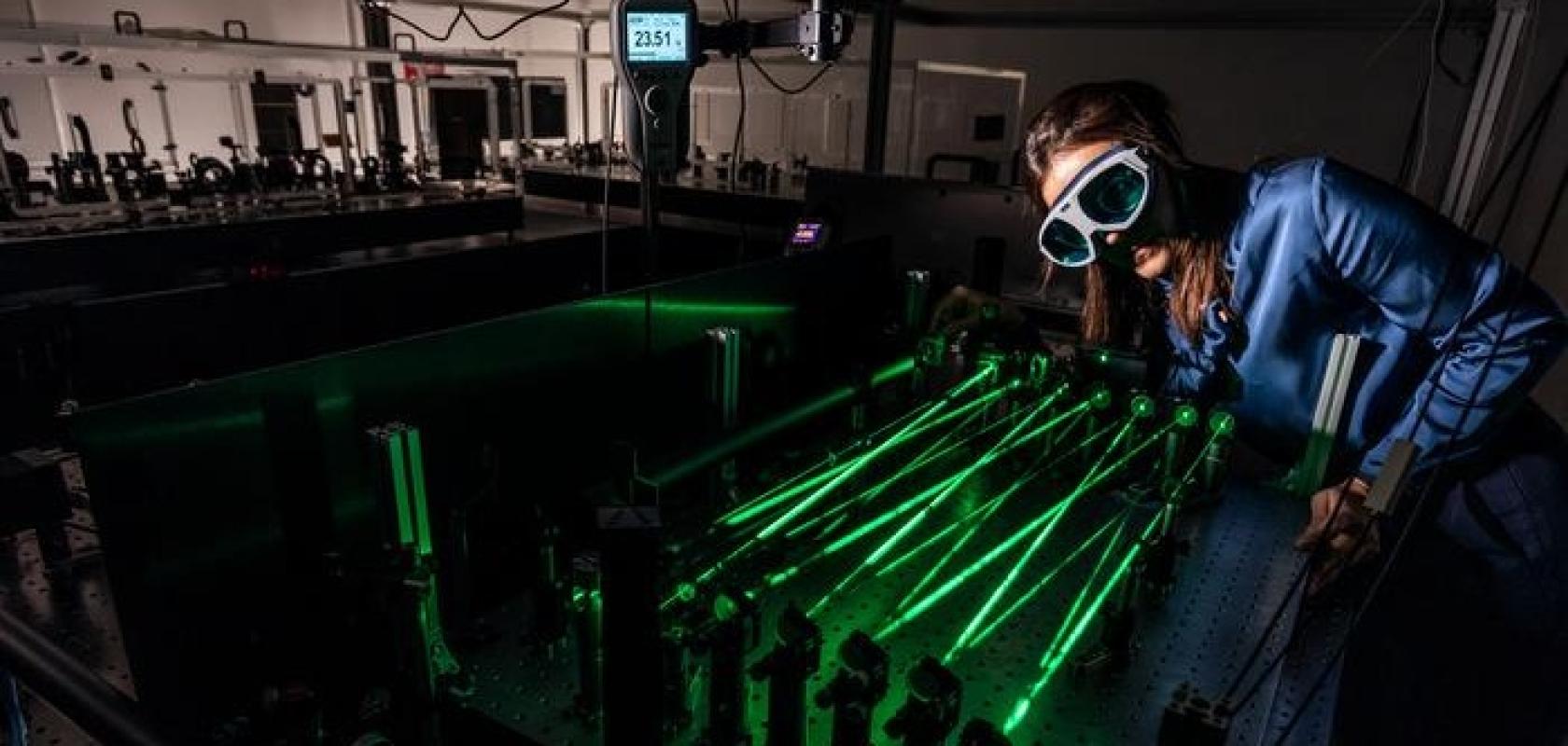 ytterbium thin disk laser