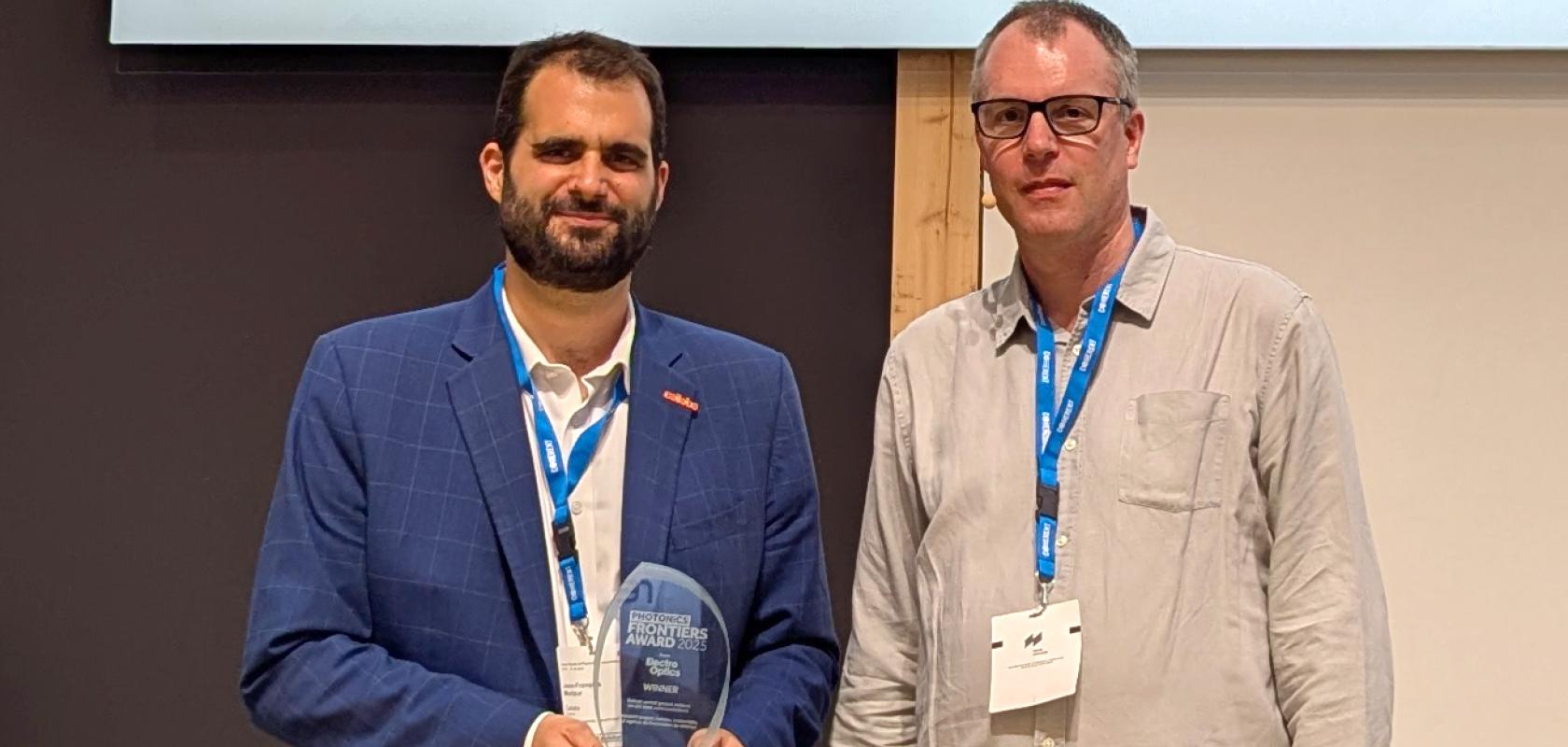 Jean-Francois Morizur, CEO of Cailabs, accepted the Electro Optics Frontiers Award for Cailabs' Keraunos optical ground station project