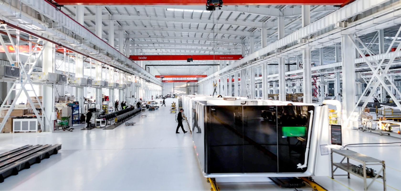 Production lines in Bodor Laser's smart factory