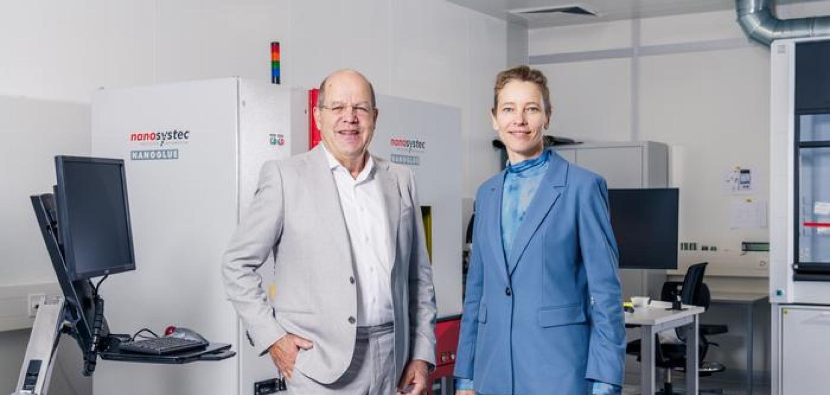 Christoph Harder, CEO of Swiss PIC and Kirsten Moselund, Head of the Laboratory for Nano and Quantum Technologies, PSI Center for Photon Science