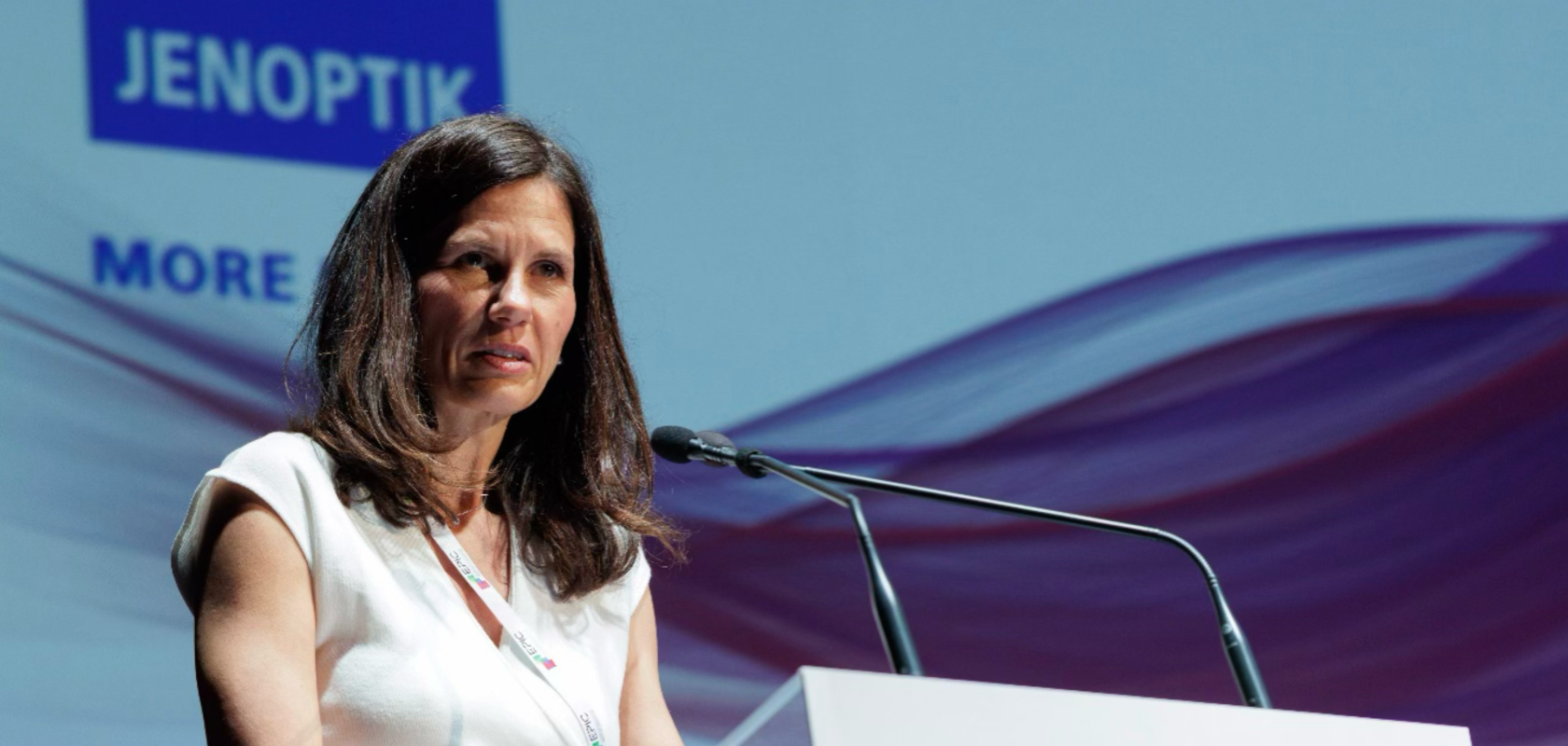 Katrin Fleischer talking at the EPIC podium