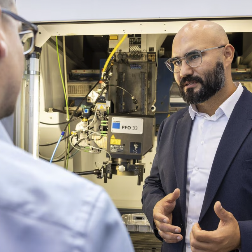 Volkan Yavuz in front of the PFO 33