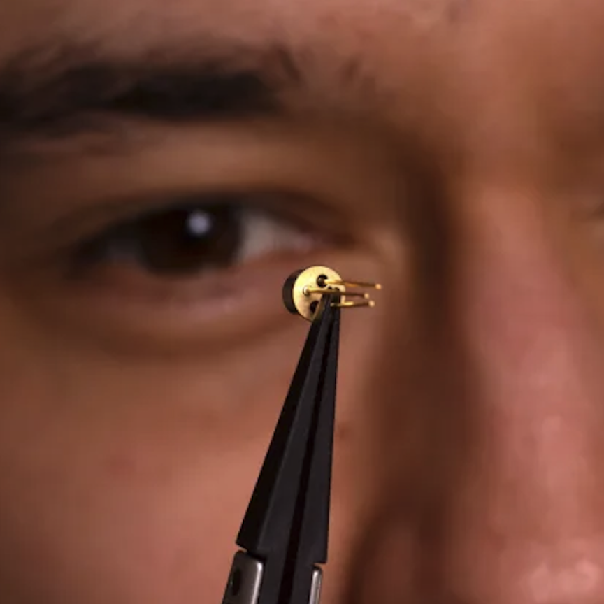 Phlux Technology eye-safe 1550nm APD