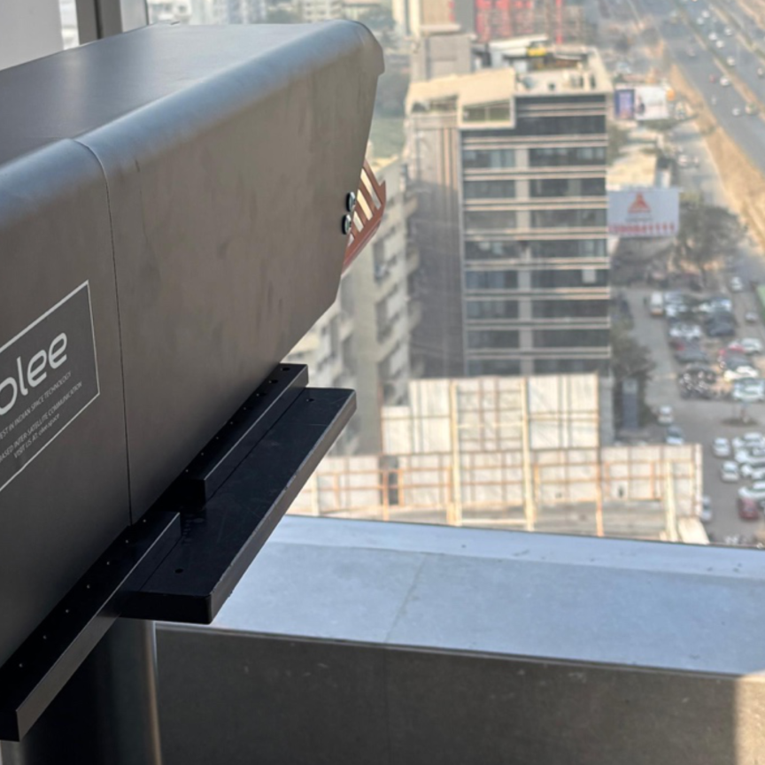 Wireless laser communication demonstration setup