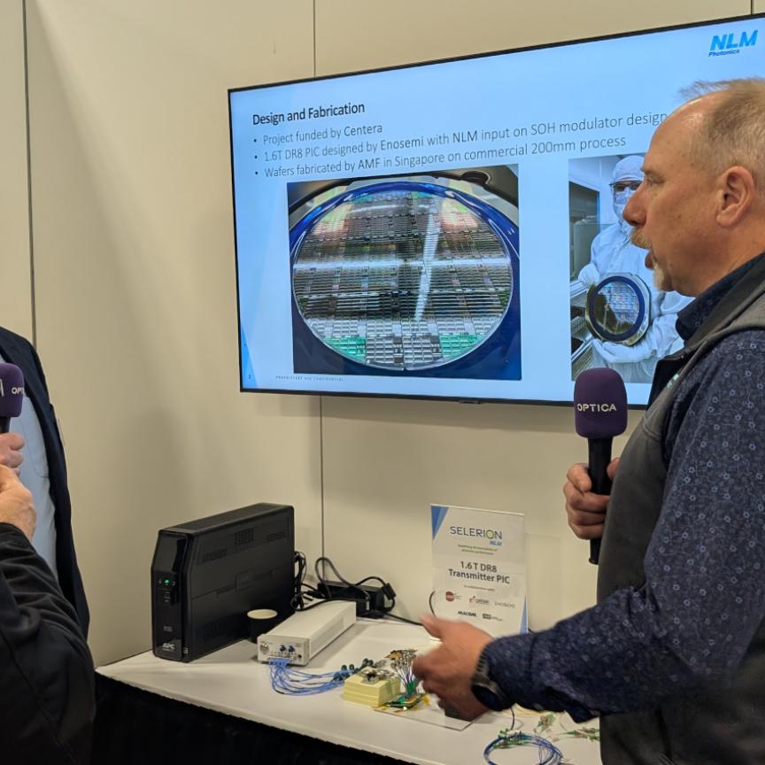 Brad Booth demonstrates 1.6T SOH PIC